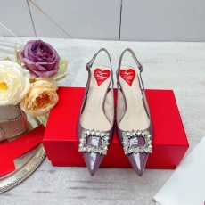 Roger Vivier flat shoes